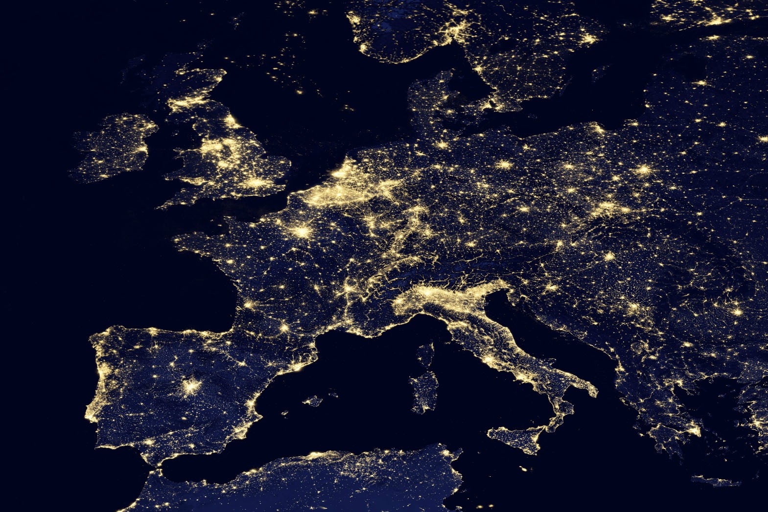 europe-at-night-from-space-nasa-zombie-population-map-europe